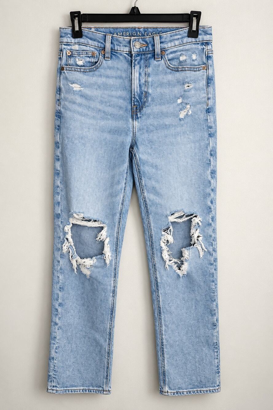 American Eagle Stretch Distressed Mom Jeans Light Wash Size 2 Regular Ripped